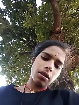 Snapshot of Gulika_Doshi chatting on November 9, 2025, 8:56 am Gulika Doshi online show from November 9, 2025, 8:56 am