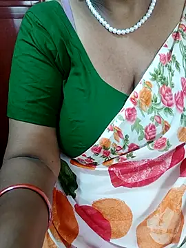 Snapshot of tami_lavanya chatting on September 21, 2025, 1:40 am tami lavanya online show from September 21, 2025, 1:40 am