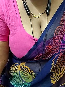 Snapshot of tami_lavanya chatting on July 6, 2026, 9:39 am tami lavanya online show from July 6, 2026, 9:39 am