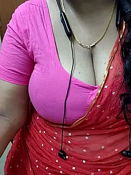 Snapshot of tami_lavanya chatting on July 19, 2026, 9:02 am tami lavanya online show from July 19, 2026, 9:02 am