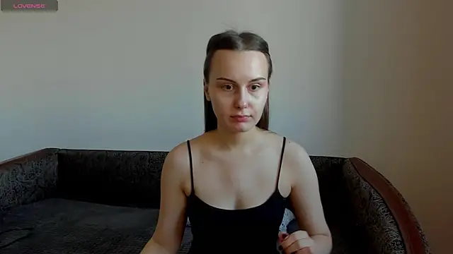 Kelly Cartier online show from March 24, 2026, 1:16 pm