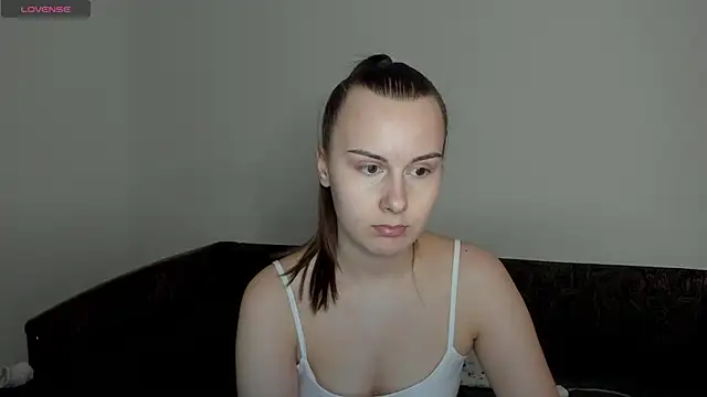 Kelly Cartier online show from March 30, 2026, 3:02 pm