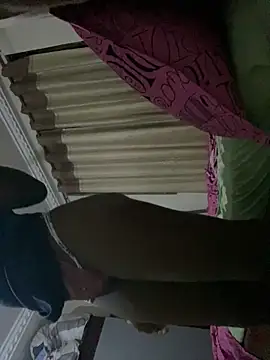 succy33 online show from November 8, 2025, 11:14 pm