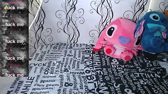 RoyAngela online show from October 22, 2025, 1:11 pm