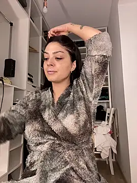 Lexi Storm online show from November 17, 2025, 5:24 am