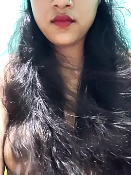 Snapshot of SugarWithSpice chatting on April 3, 2026, 8:01 am SugarWithSpice online show from April 3, 2026, 8:01 am