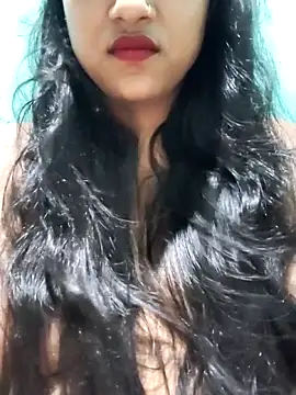 Snapshot of SugarWithSpice chatting on April 5, 2026, 9:28 am SugarWithSpice online show from April 5, 2026, 9:28 am