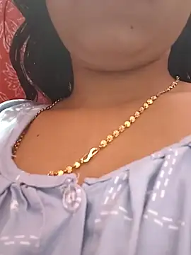 Magic-heart1 online show from October 13, 2025, 5:02 pm