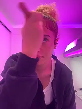 Snapshot of Aurorajadex chatting on November 3, 2025, 12:28 pm Aurorajadex online show from November 3, 2025, 12:28 pm