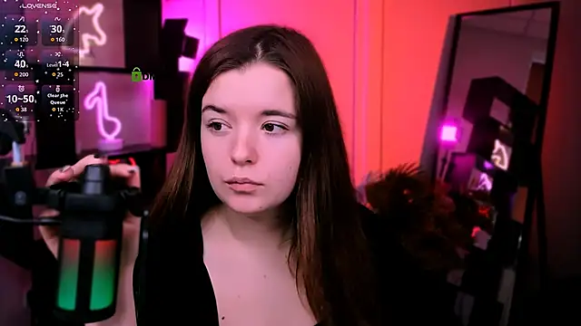 nika-still online show from November 29, 2025, 10:29 am