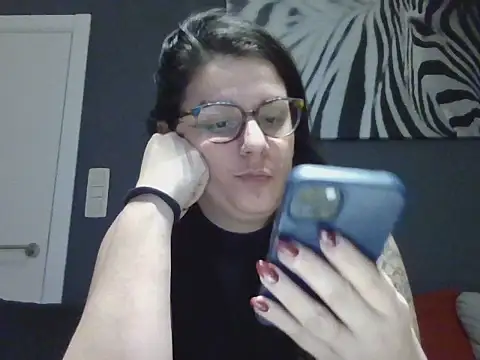 hottyFcup online show from December 18, 2025, 7:20 pm