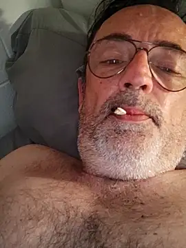 Txacas online show from April 23, 2026, 2:57 am