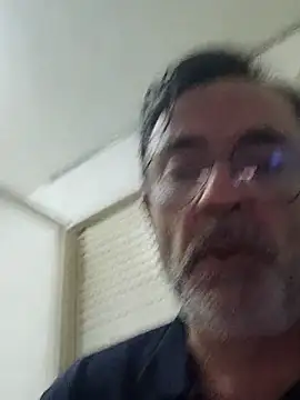 Txacas online show from May 20, 2026, 12:28 am