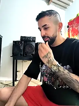 giannis090 online show from November 20, 2025, 7:57 pm