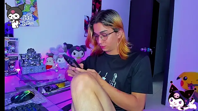 KeitaMoon online show from November 17, 2025, 7:52 pm