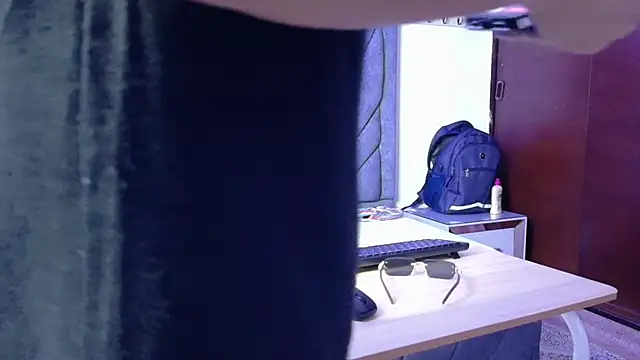 Snapshot of ZafiroAndFlynn chatting on February 19, 2026, 2:40 am ZafiroAndFlynn online show from February 19, 2026, 2:40 am