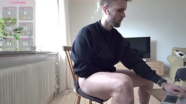 Snapshot of bubblebuttnes chatting on March 11, 2026, 12:11 pm bubblebuttnes online show from March 11, 2026, 12:11 pm