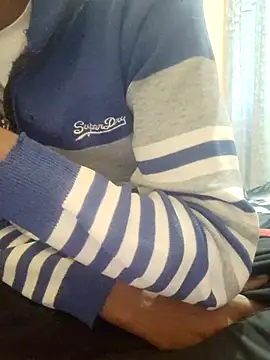 INTERNATIONAL0001 online show from November 12, 2025, 1:28 am