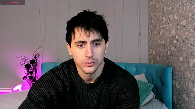 Oscar Miller  online show from February 8, 2026, 9:40 pm