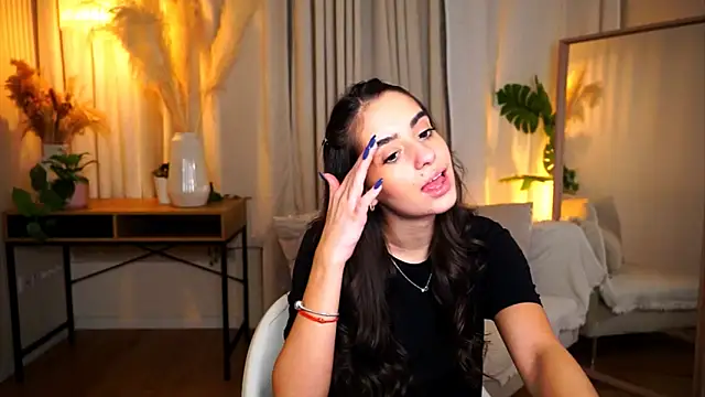 Snapshot of miilky_wayy chatting on January 18, 2026, 5:06 pm miilky wayy online show from January 18, 2026, 5:06 pm