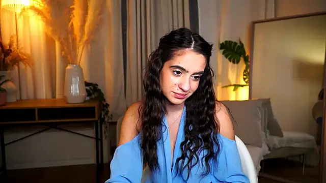 Snapshot of miilky_wayy chatting on February 2, 2026, 5:00 pm miilky wayy online show from February 2, 2026, 5:00 pm