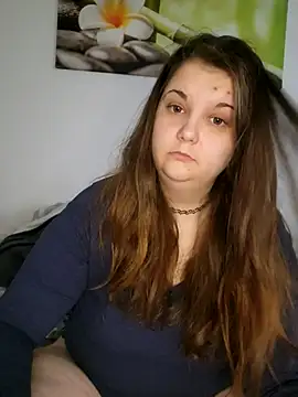 Snapshot of LioEst@xh chatting on November 9, 2025, 11:41 am LioEstxh online show from November 9, 2025, 11:41 am