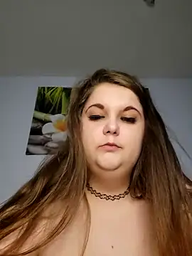 Snapshot of LioEst@xh chatting on November 11, 2025, 8:14 am LioEstxh online show from November 11, 2025, 8:14 am