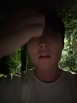 Snapshot of Straight_SUB chatting on October 8, 2025, 2:58 pm Straight SUB online show from October 8, 2025, 2:58 pm