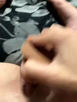 SomeWhatFoxyX online show from October 25, 2025, 8:25 pm