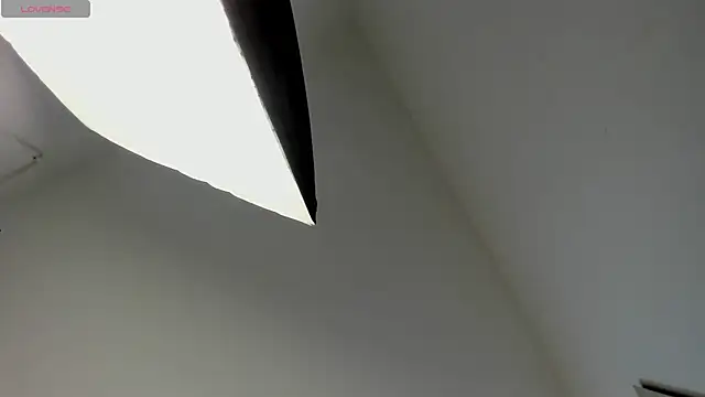 VioletRose as online show from December 16, 2025, 9:20 pm