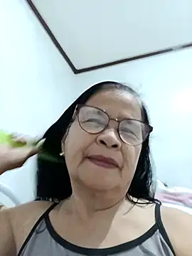 Sweet-Lita50 online show from May 3, 2026, 7:14 am