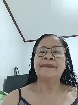 Sweet-Lita50 online show from May 21, 2026, 1:01 am
