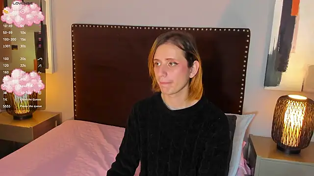 Snapshot of seraphine_star chatting on March 1, 2026, 11:56 am seraphine star online show from March 1, 2026, 11:56 am