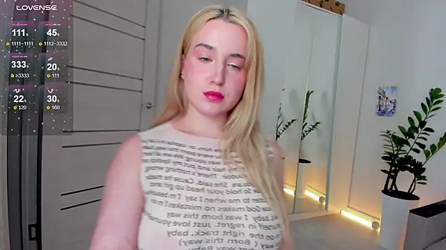 Snapshot of acidjuice0 chatting on October 11, 2025, 10:41 pm acidjuice0 online show from October 11, 2025, 10:41 pm