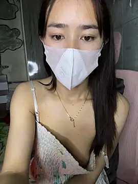 TiNa 04 online show from February 16, 2026, 12:18 am