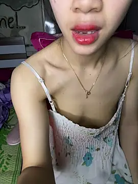 TiNa 04 online show from February 22, 2026, 11:36 pm