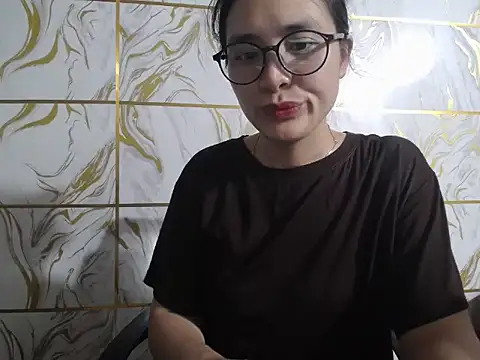 Lyzizi lovely09 online show from June 18, 2026, 9:14 am