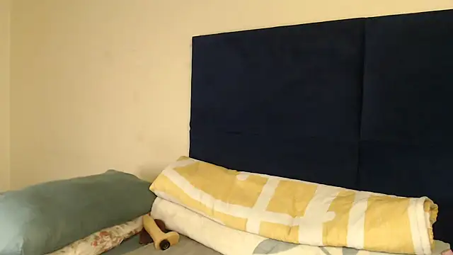 Sexy-Momo online show from November 28, 2025, 8:11 pm