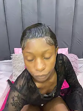 Snapshot of LonelyQueenxx25 chatting on July 10, 2026, 10:12 pm LonelyQueenxx25 online show from July 10, 2026, 10:12 pm