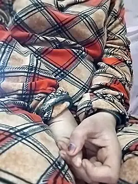 rani8008 online show from November 25, 2025, 7:19 am