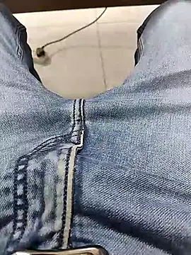 themasklover online show from March 22, 2026, 6:28 am