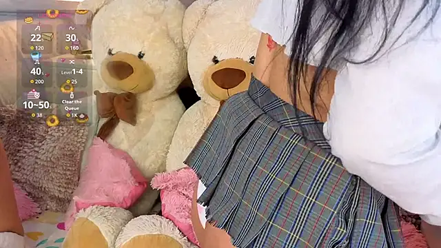 Snapshot of MeganAdamms chatting on September 30, 2025, 12:32 pm MeganAdamms online show from September 30, 2025, 12:32 pm