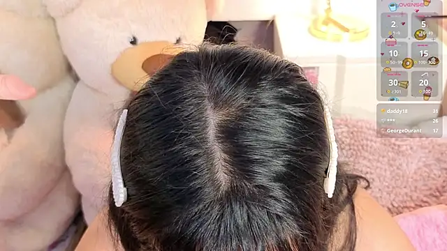 Snapshot of MeganAdamms chatting on October 9, 2025, 1:09 pm MeganAdamms online show from October 9, 2025, 1:09 pm