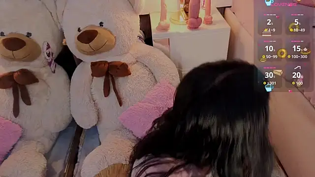 Snapshot of MeganAdamms chatting on October 24, 2025, 11:50 am MeganAdamms online show from October 24, 2025, 11:50 am