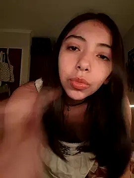 missapril0101 online show from June 8, 2026, 7:03 pm