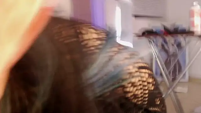 rihonna hs8 online show from October 21, 2025, 1:01 pm