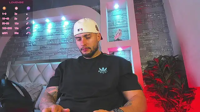 dominic de luca online show from October 3, 2025, 4:31 am