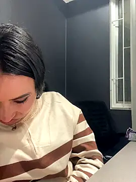 Venus Rivers online show from October 4, 2025, 1:36 am