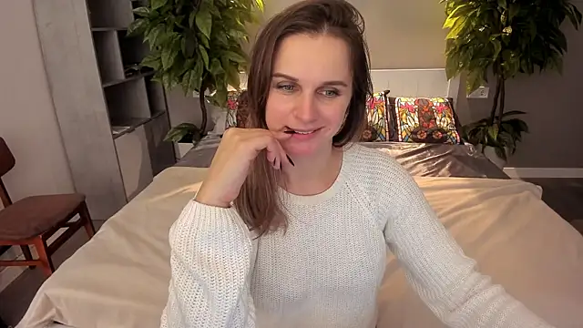 SofiSoft online show from November 13, 2025, 8:30 pm