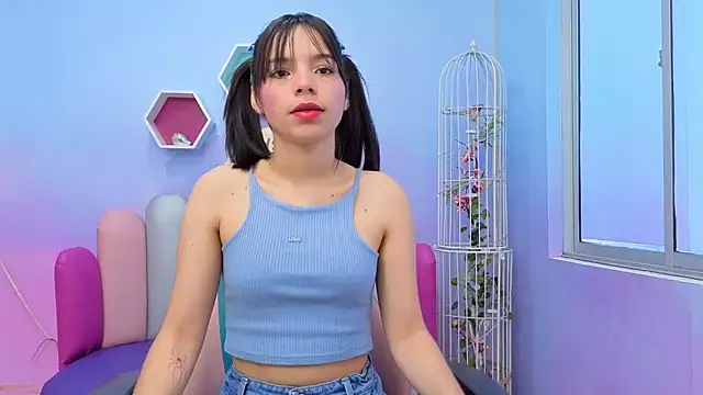 Issa Skinny  online show from October 16, 2025, 11:33 am